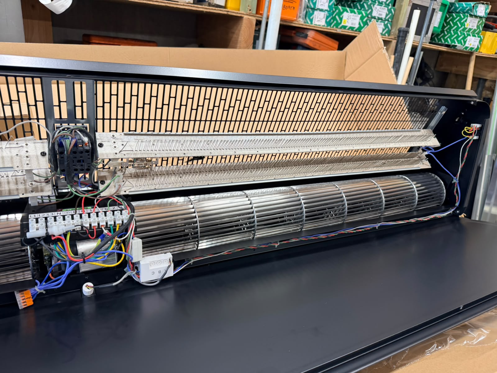 Open Flowair SLIM luchtgordijn met ventilatorrol, verwarmingselement en elektrische aansluiting